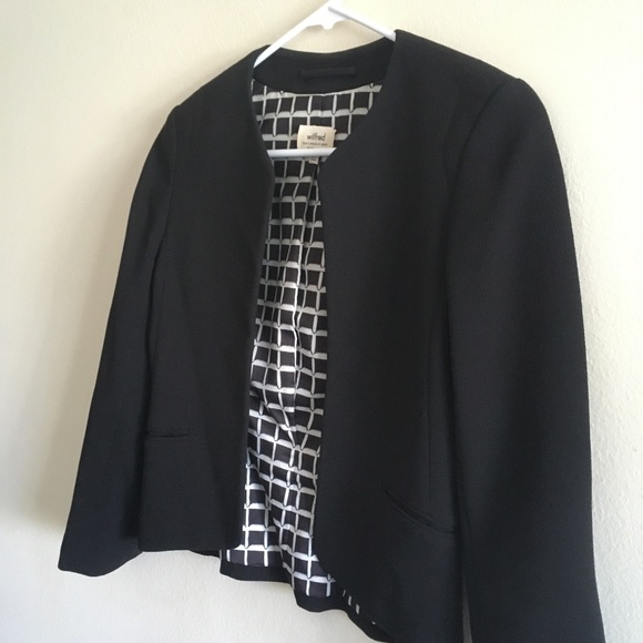 Aritzia Wilfred Cropped Blaser - Picture 2 of 5